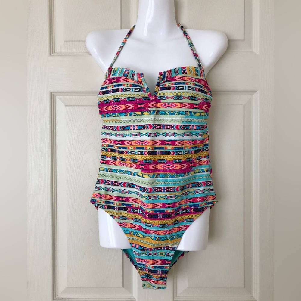 Jessica Simpson Multicolor Print One Piece Swimsuit Size Medium